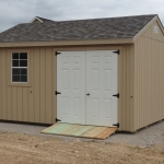 Big Bend gable with off center door to maximize storage